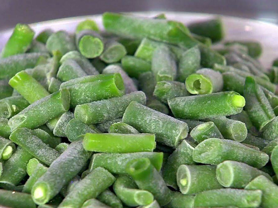 Frozen green beans, chopped. 2-4 cm. China.